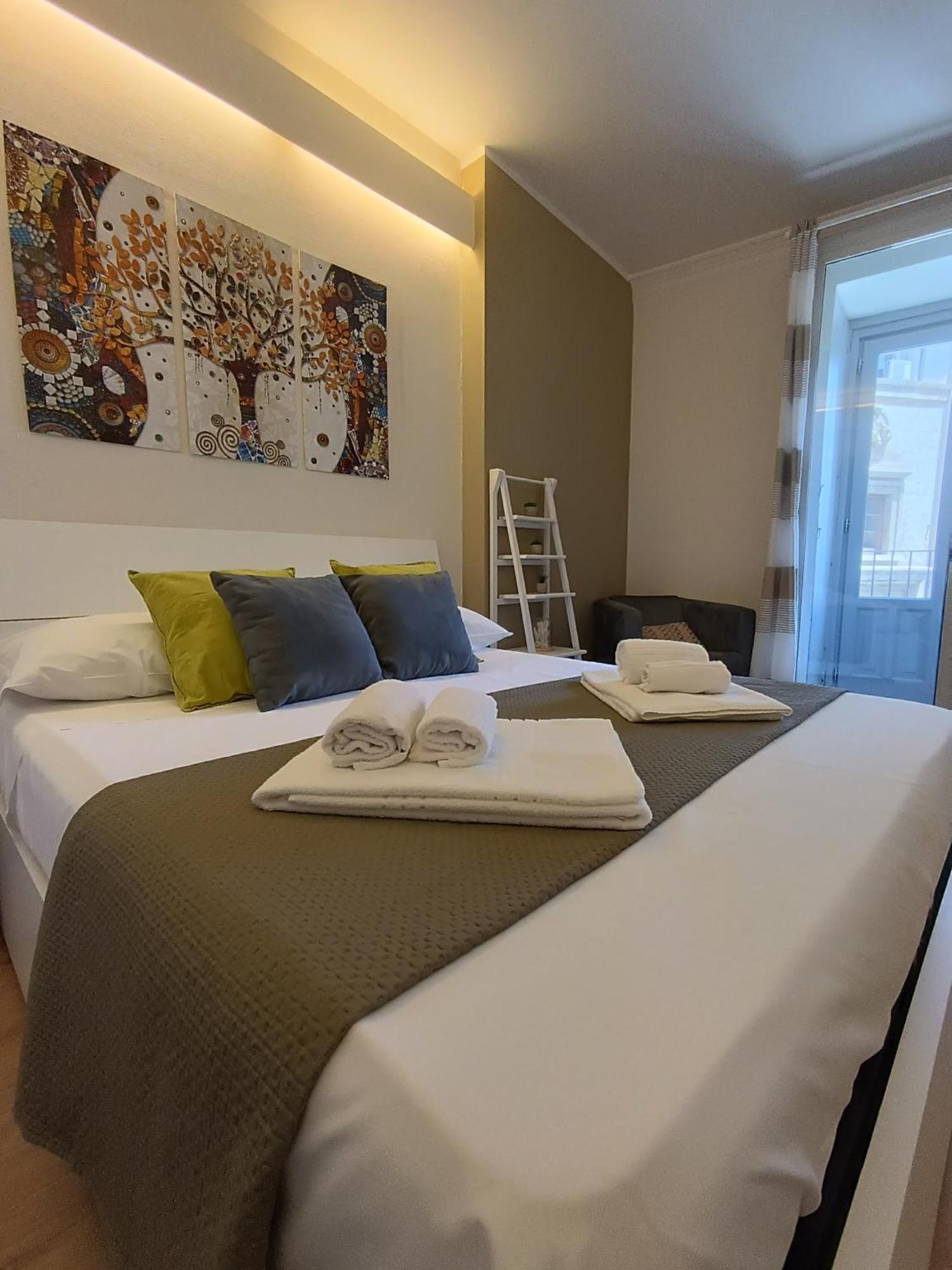 La Casa Di Carta In Piazza Stesicoro Apartment CTA Exterior foto