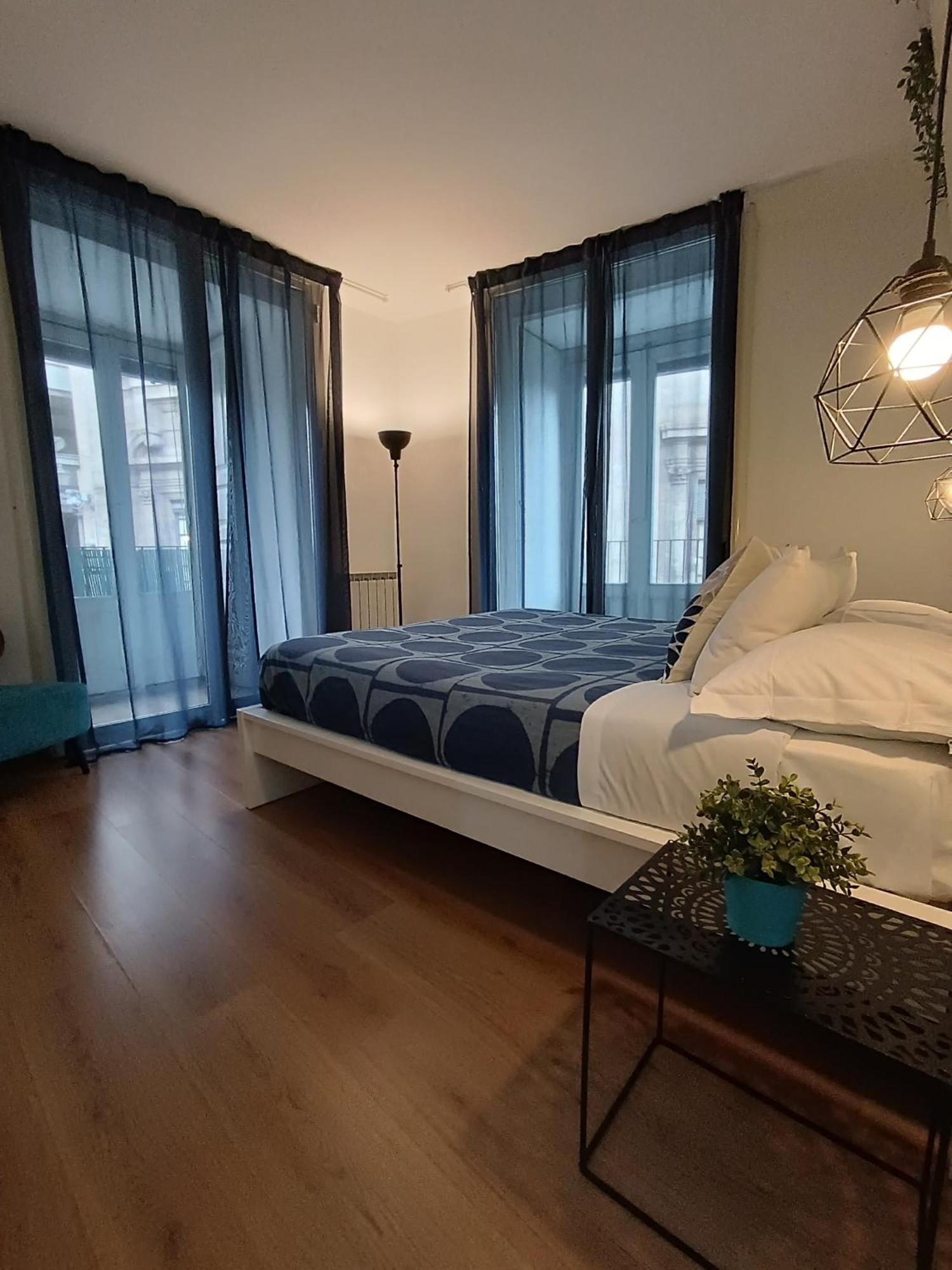 La Casa Di Carta In Piazza Stesicoro Apartment CTA Exterior foto