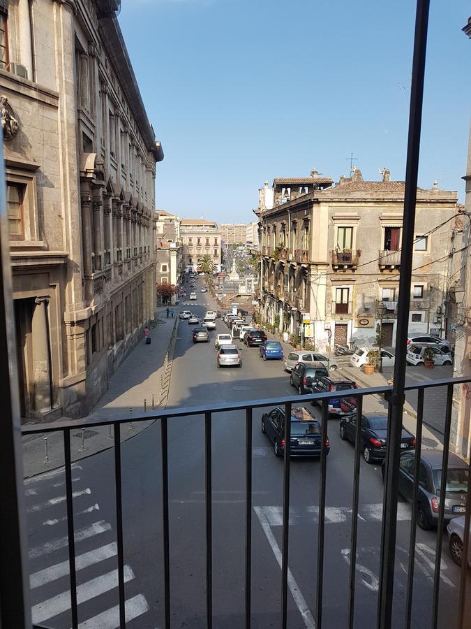 La Casa Di Carta In Piazza Stesicoro Apartment CTA Exterior foto